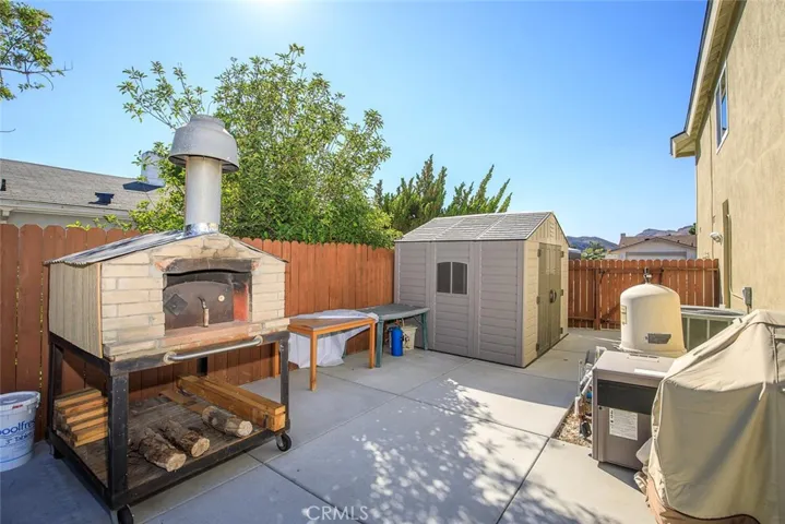 8 Nadine Court, Newbury Park, California 91320