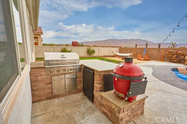 19705 Rosemary Street, Apple Valley, California 92308