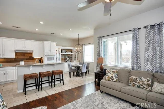 19705 Rosemary Street, Apple Valley, California 92308