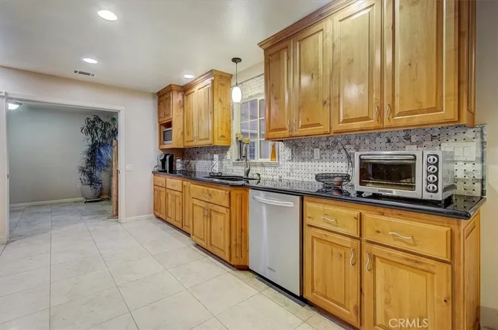 12962 5th Street, Yucaipa, California 92399