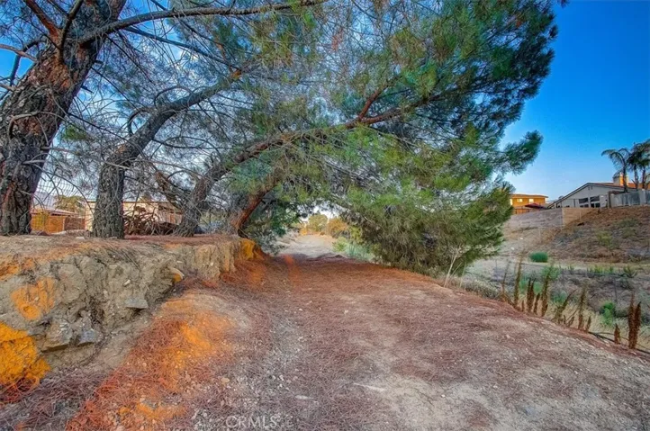 12962 5th Street, Yucaipa, California 92399
