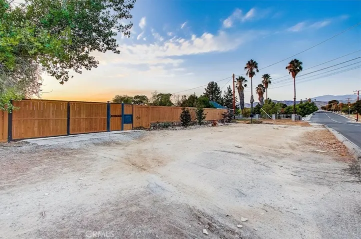 12962 5th Street, Yucaipa, California 92399