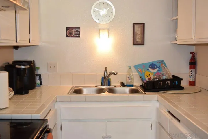 6617 Stonepine Ln, San Diego, California 92139