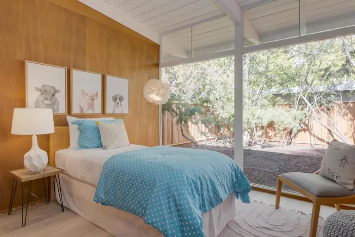 , Palo Alto, California 94306
