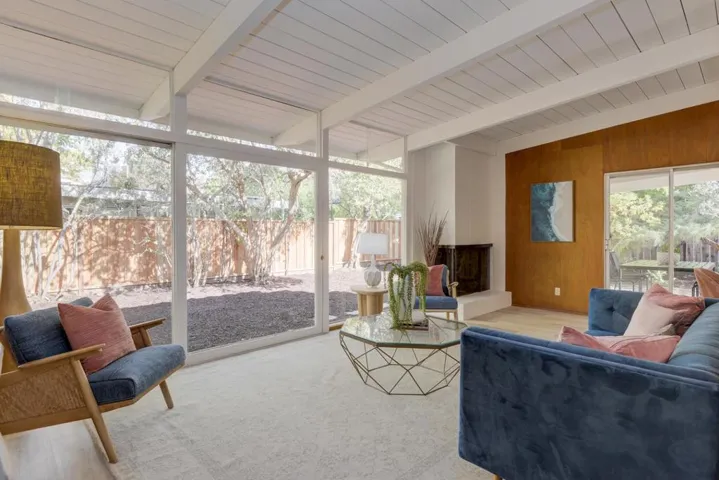 , Palo Alto, California 94306
