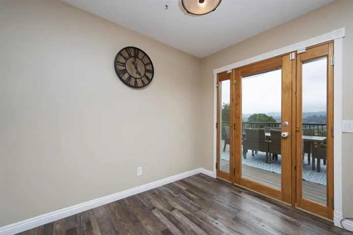 3529 Laurashawn Lane, Escondido, California 92026