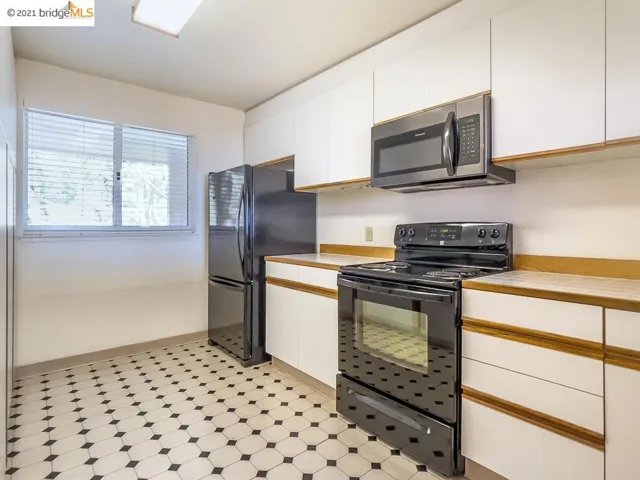 1300 Quarry Ct 303, Richmond, California 94801