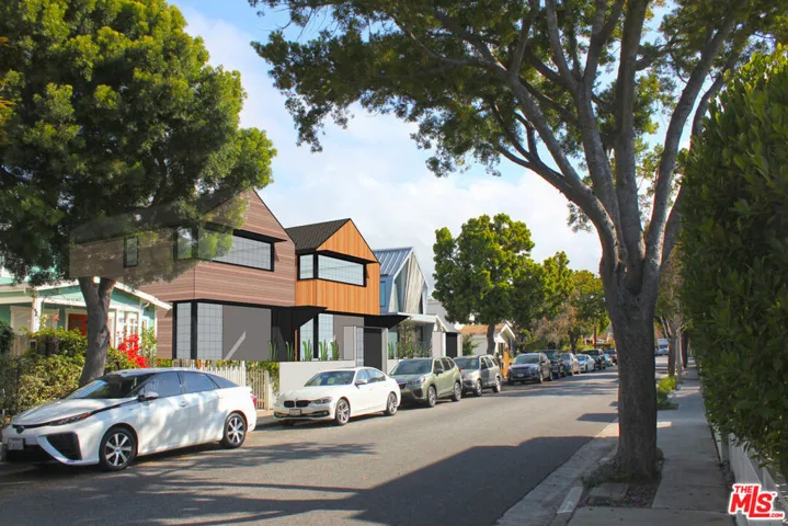 645 Navy Street, Santa Monica, California 90405