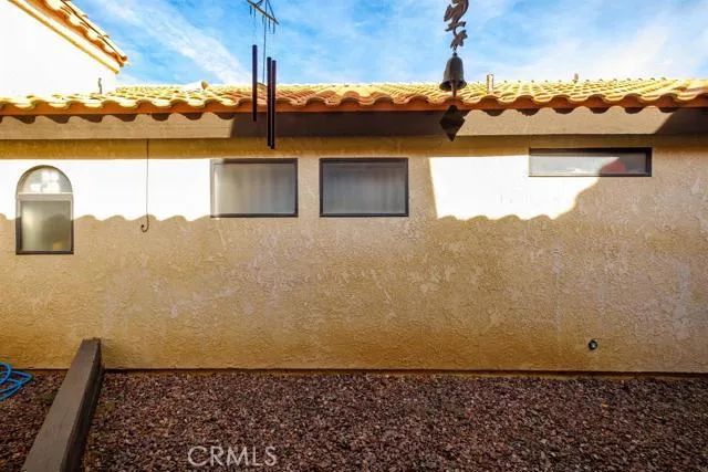 19249 Palm Way, Apple Valley, California 92308