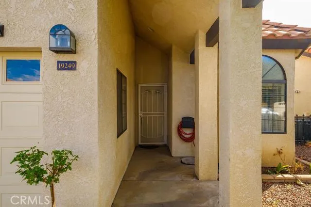 19249 Palm Way, Apple Valley, California 92308