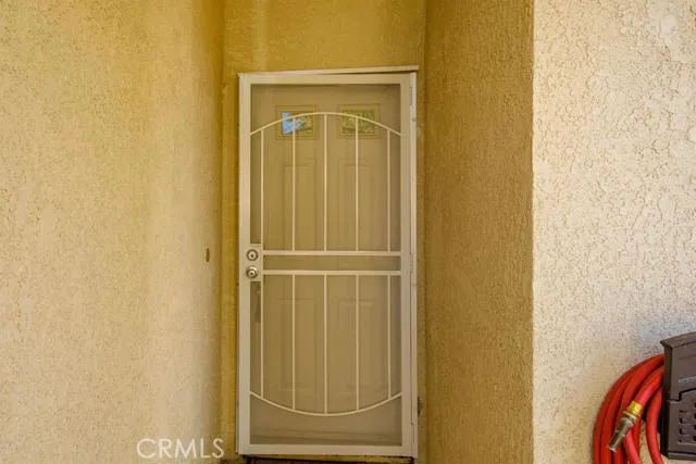 19249 Palm Way, Apple Valley, California 92308