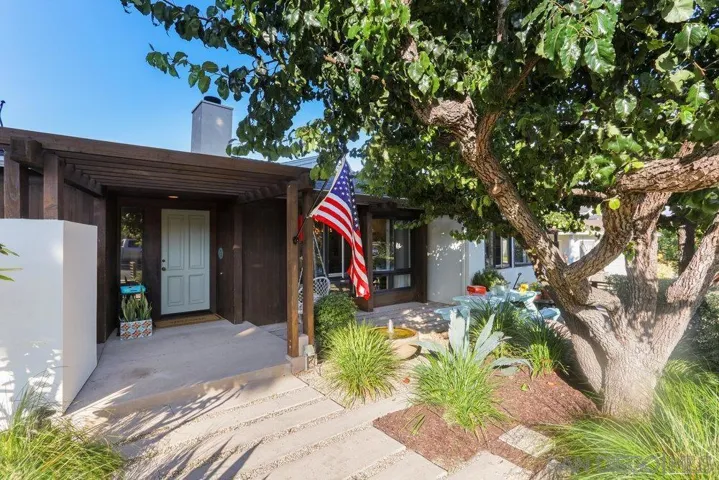 3548 Wilcox St., San Diego, California 92106
