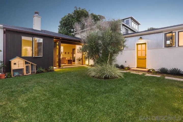 3548 Wilcox St., San Diego, California 92106