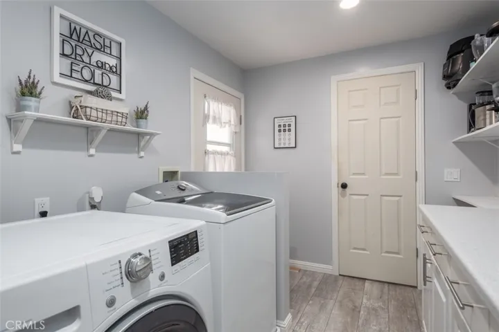 276 Esther Street, Costa Mesa, California 92627