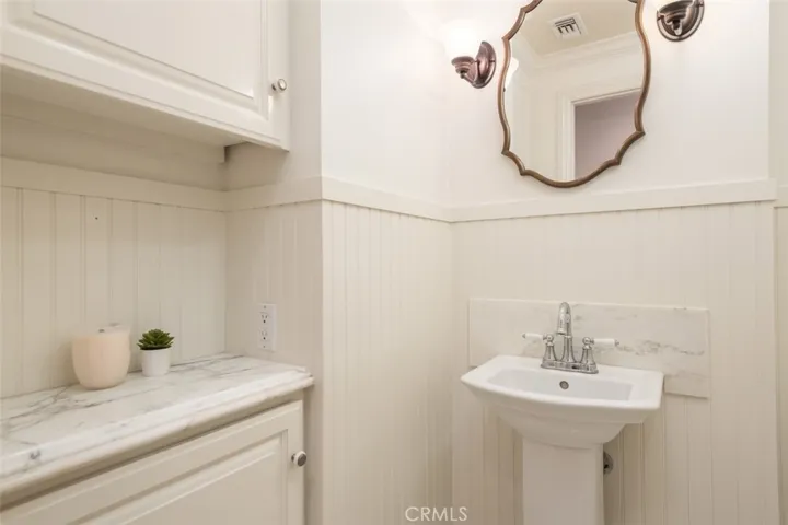 276 Esther Street, Costa Mesa, California 92627