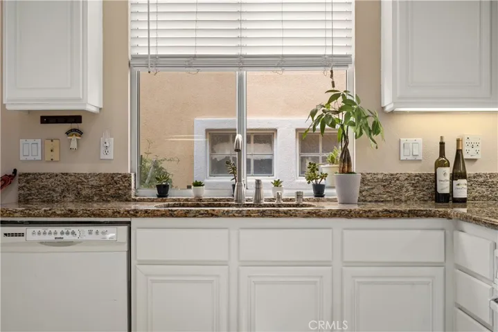 56 Avanzare, Irvine, California 92606
