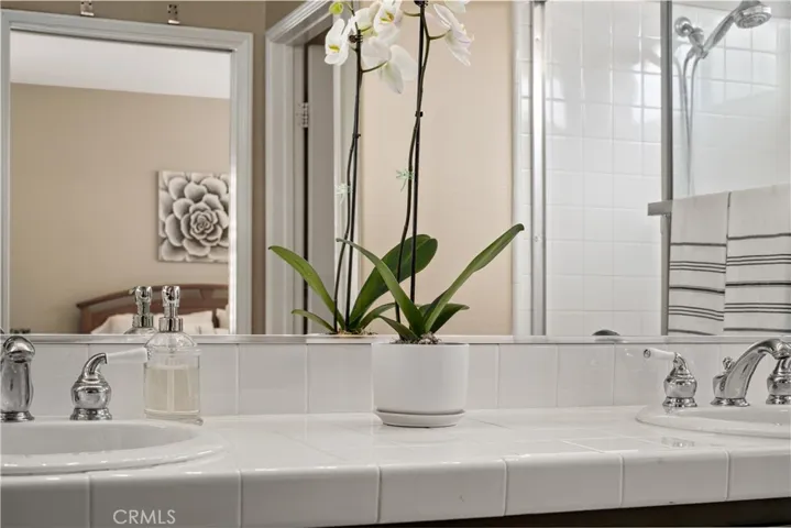 56 Avanzare, Irvine, California 92606