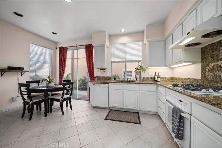 56 Avanzare, Irvine, California 92606