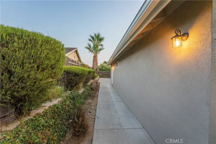 345 Clubhouse Drive, Santa Maria, California 93455