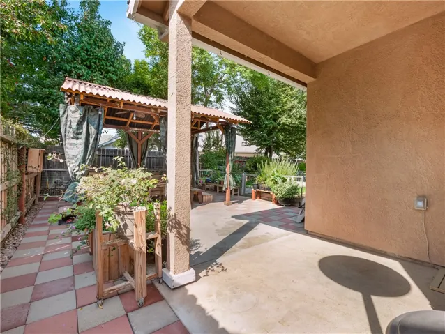10581 N Meridian Avenue, Fresno, California 93730