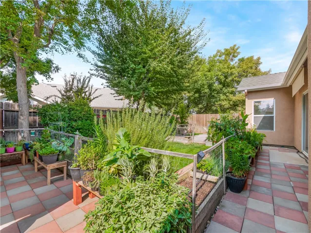 10581 N Meridian Avenue, Fresno, California 93730