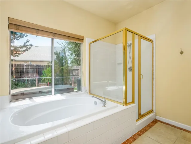 10581 N Meridian Avenue, Fresno, California 93730