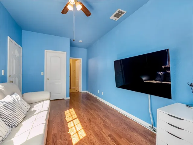 10581 N Meridian Avenue, Fresno, California 93730