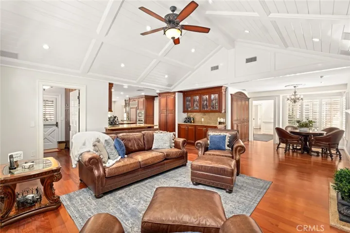 3911 E Rolling Green Lane, Orange, California 92867