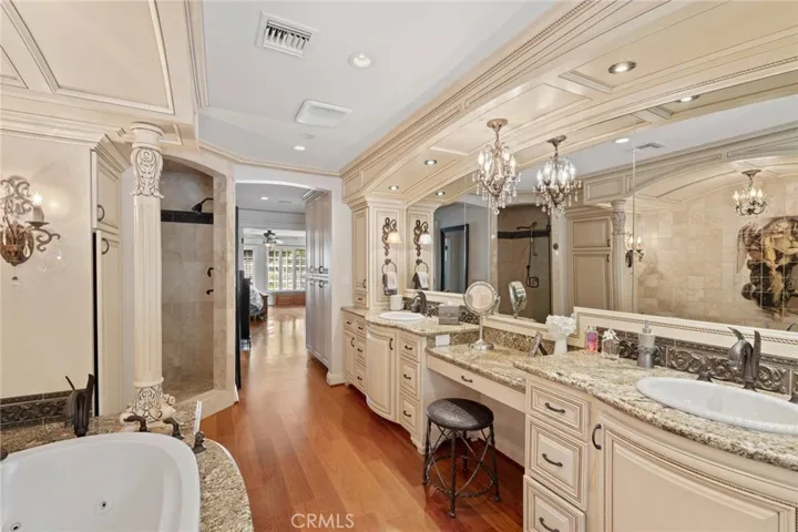 3911 E Rolling Green Lane, Orange, California 92867