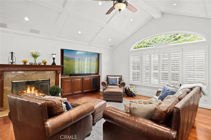 3911 E Rolling Green Lane, Orange, California 92867