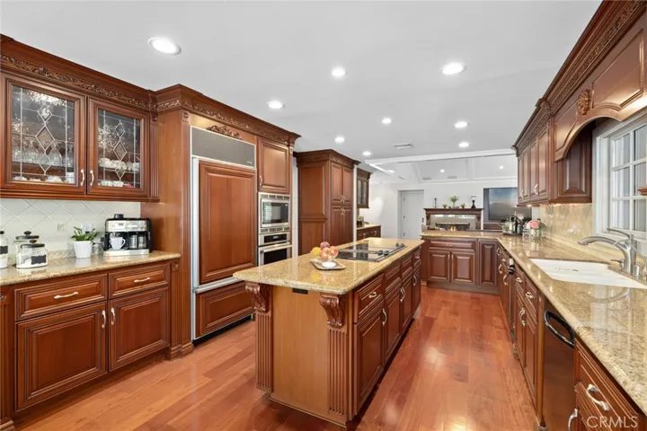 3911 E Rolling Green Lane, Orange, California 92867