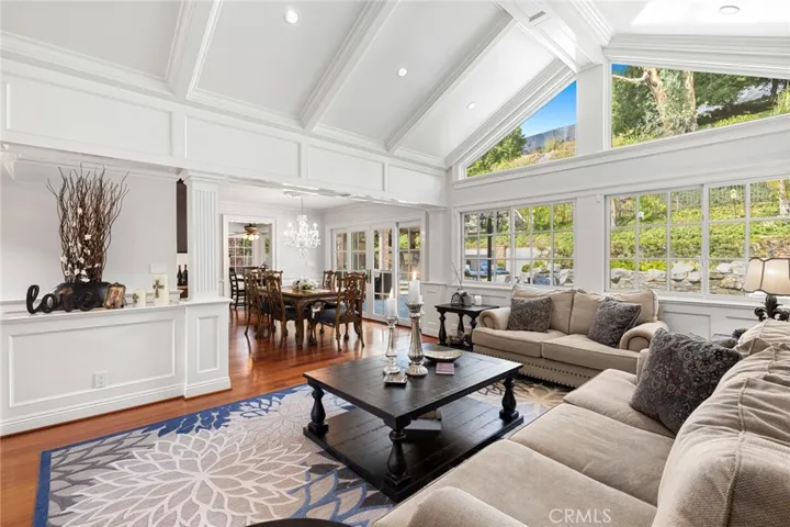 3911 E Rolling Green Lane, Orange, California 92867
