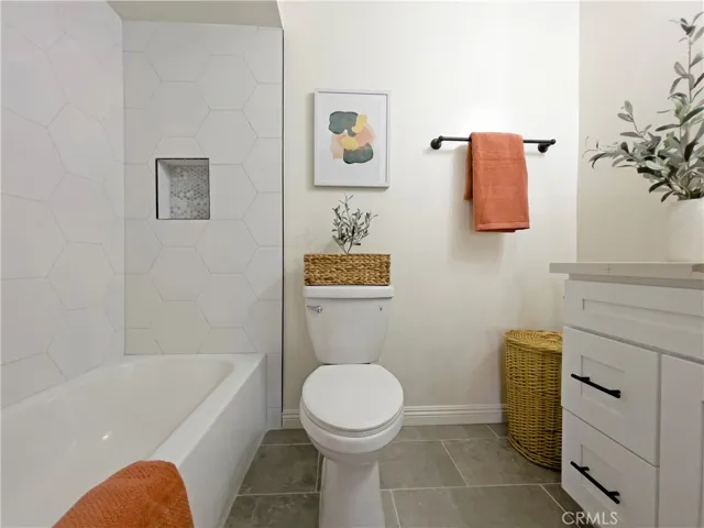 3000 Associated Road 64, Fullerton, California 92835