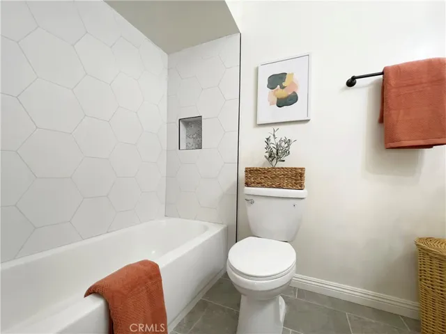 3000 Associated Road 64, Fullerton, California 92835