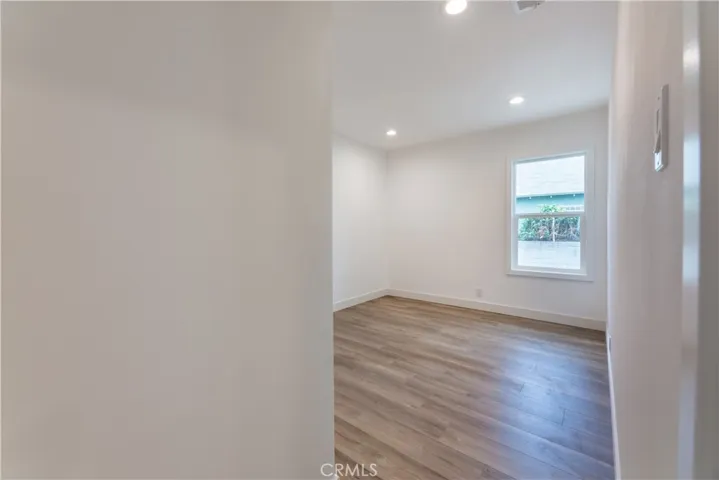 1817 E Pine Street, Compton, California 90221