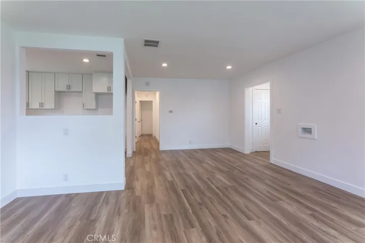 1817 E Pine Street, Compton, California 90221