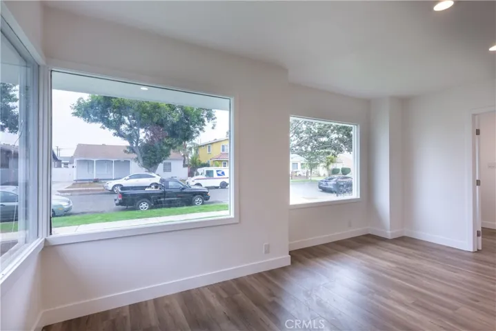 1817 E Pine Street, Compton, California 90221