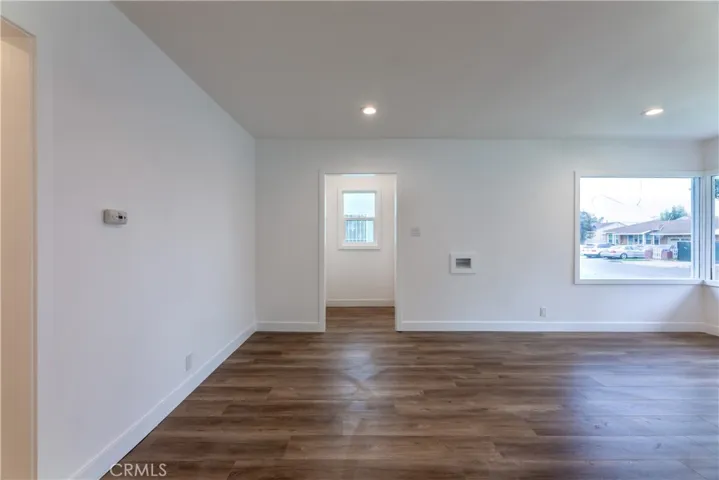 1817 E Pine Street, Compton, California 90221