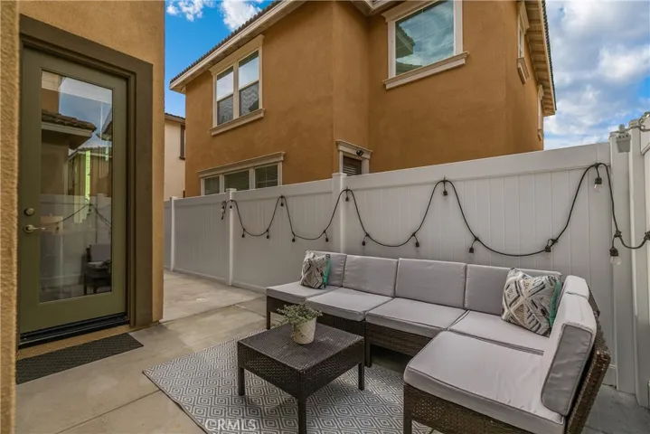 13953 Agua Clara Circle, Eastvale, California 92880