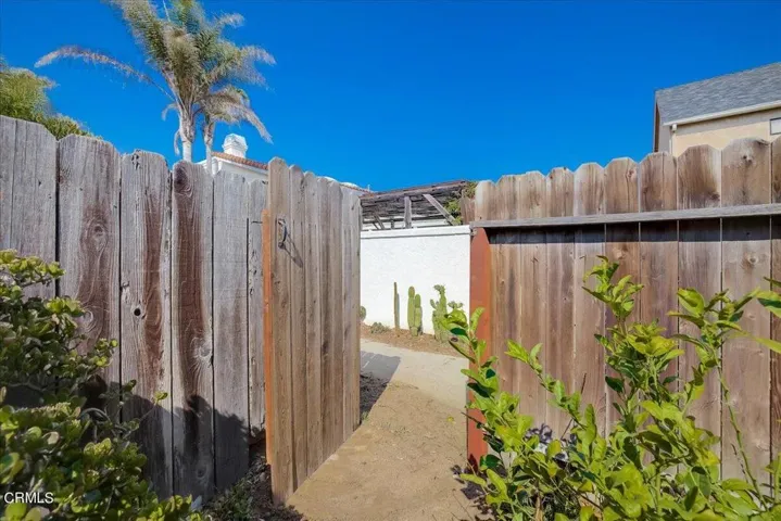 29-Breakwater Way-35