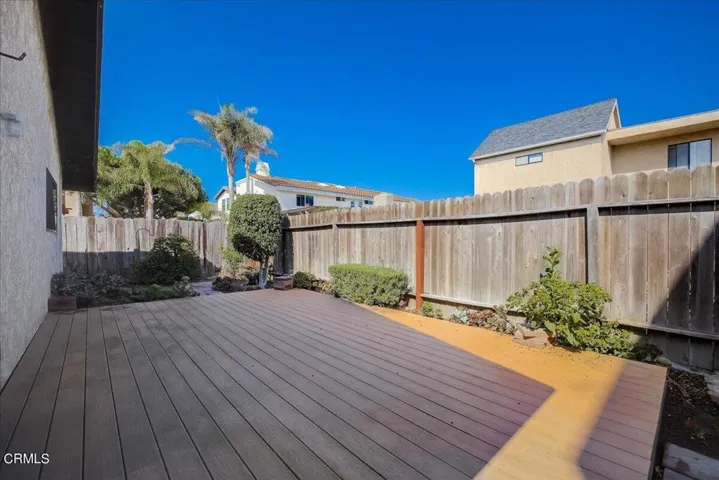 24-Breakwater Way-30