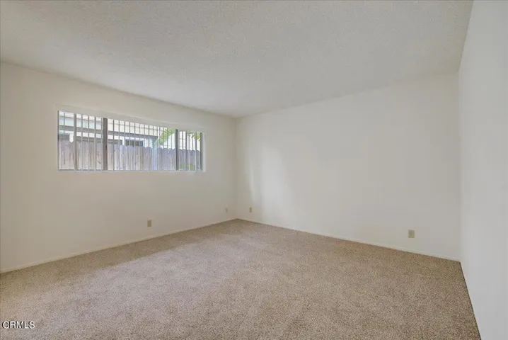 18-Breakwater Way-24