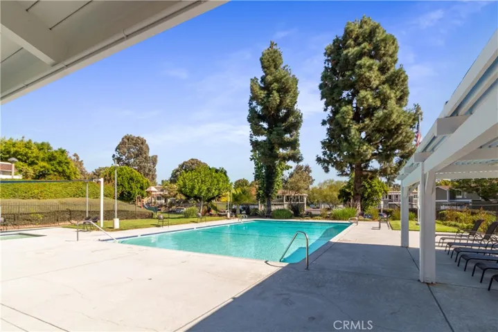 22864 Via Pimiento 2i, Mission Viejo, California 92691