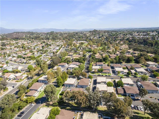 22864 Via Pimiento 2i, Mission Viejo, California 92691