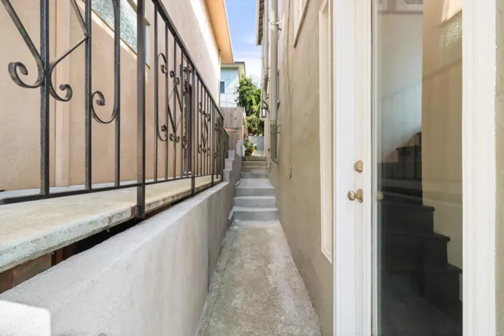 , Brisbane, California 94005
