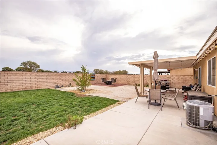 3366 James Court, Lancaster, California 93535