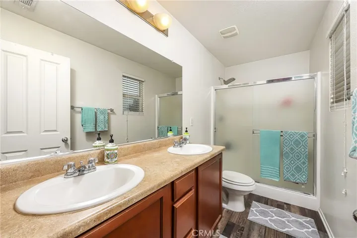 3366 James Court, Lancaster, California 93535