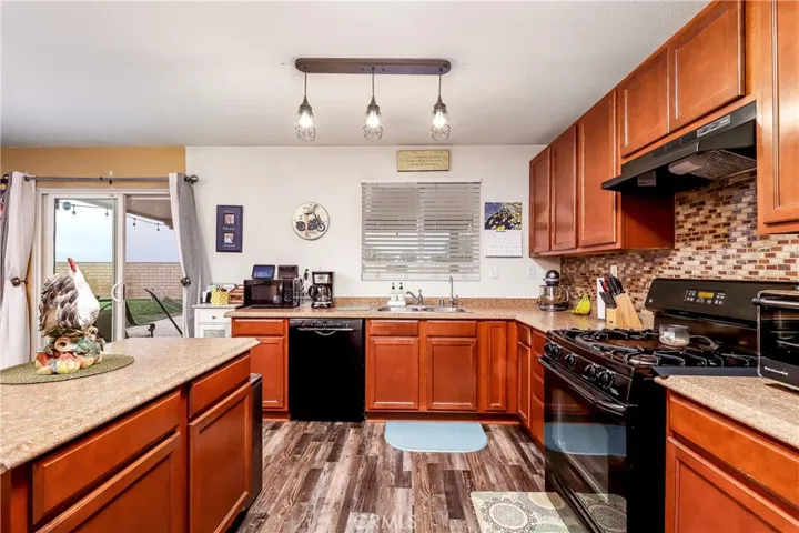 3366 James Court, Lancaster, California 93535