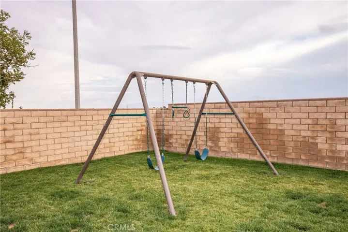 3366 James Court, Lancaster, California 93535