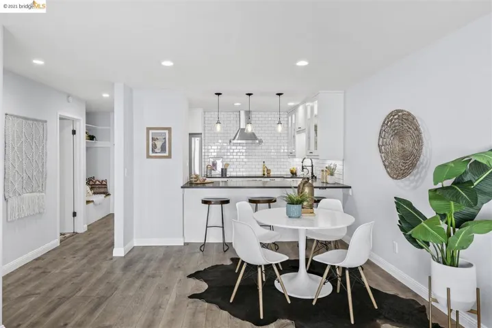 424 Staten Ave 203, Oakland, California 94610